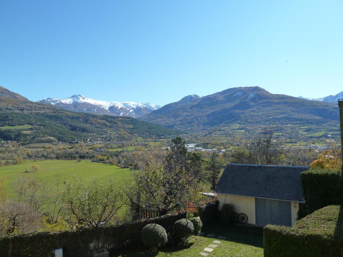 Vue Sur Les Montagnes Embrun Exterior foto