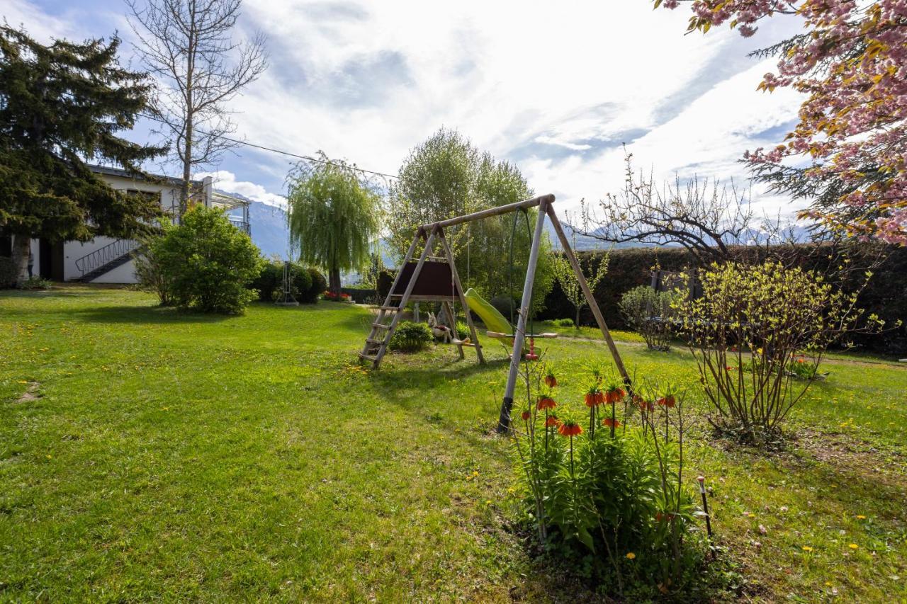 Vue Sur Les Montagnes Embrun Exterior foto