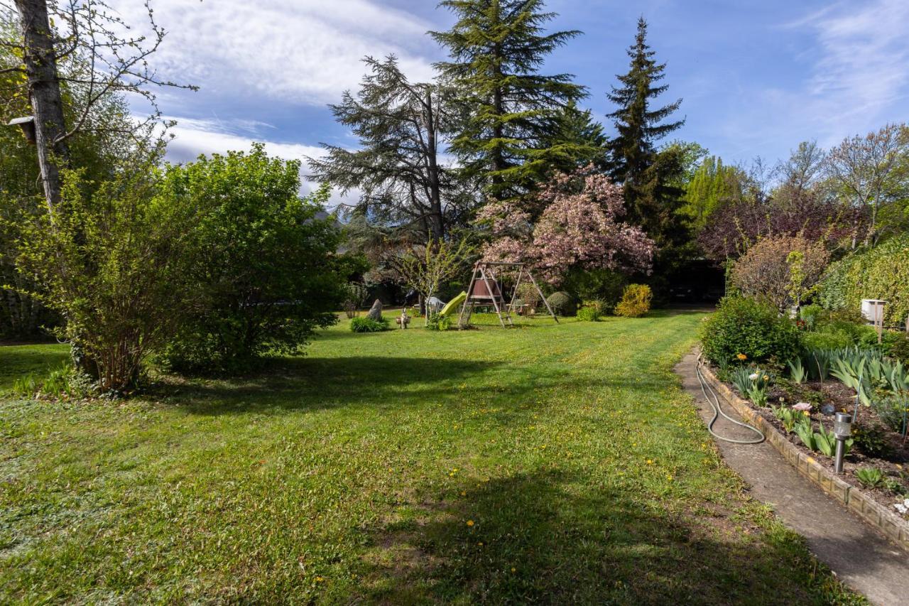Vue Sur Les Montagnes Embrun Exterior foto