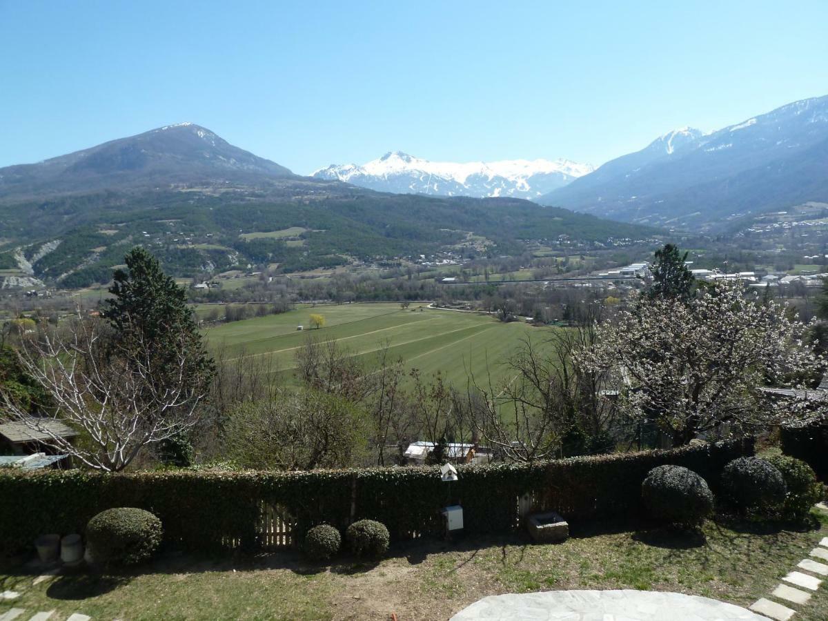 Vue Sur Les Montagnes Embrun Exterior foto