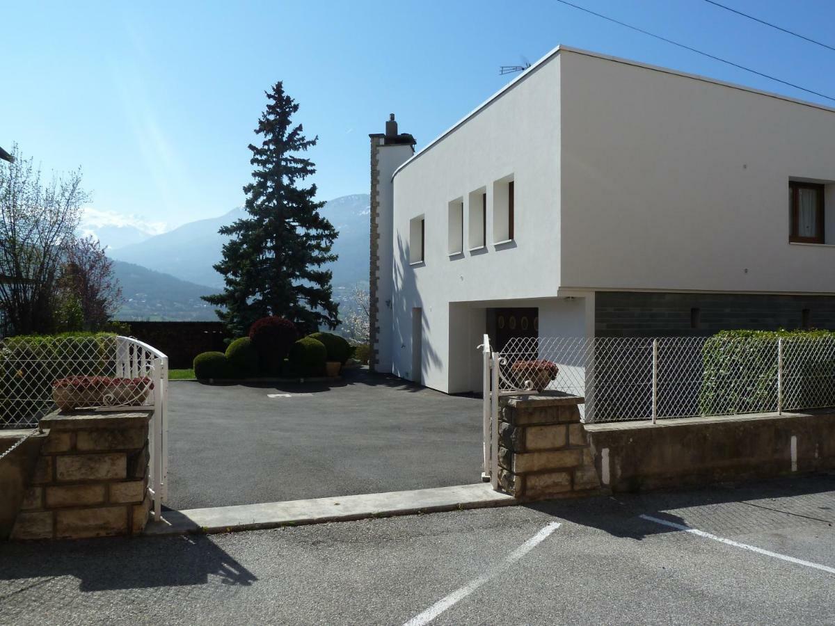 Vue Sur Les Montagnes Embrun Exterior foto